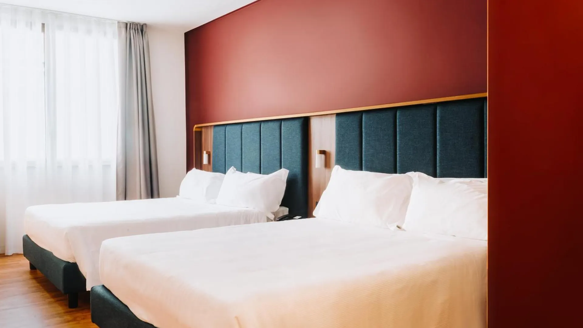 Hotel Ferrara 4*,