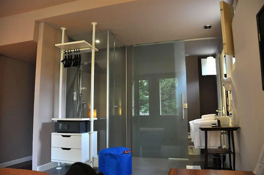 Hotel Ferrare
