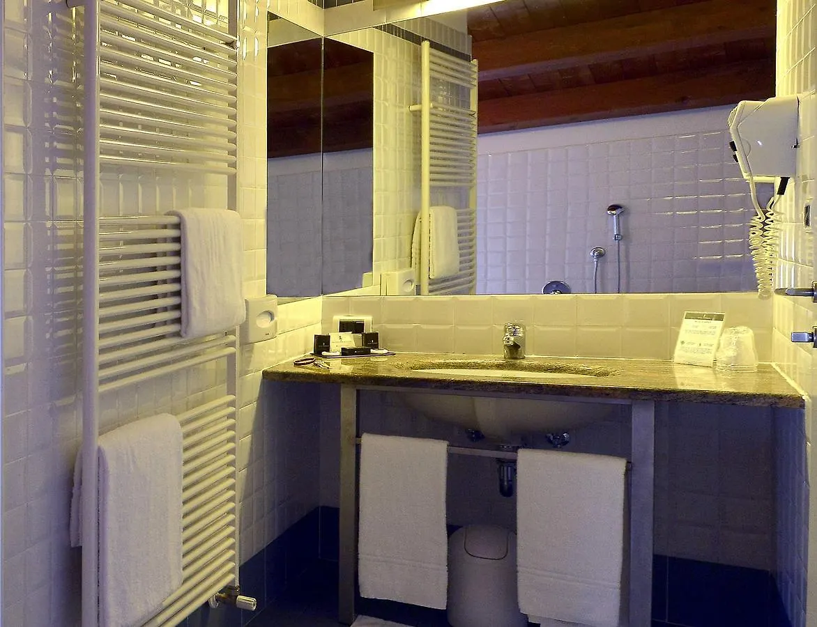 Hotel Ferrara